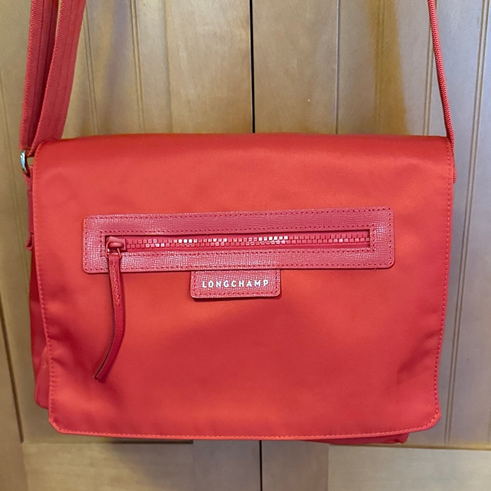 Longchamp Vibrant Red messenger Bag